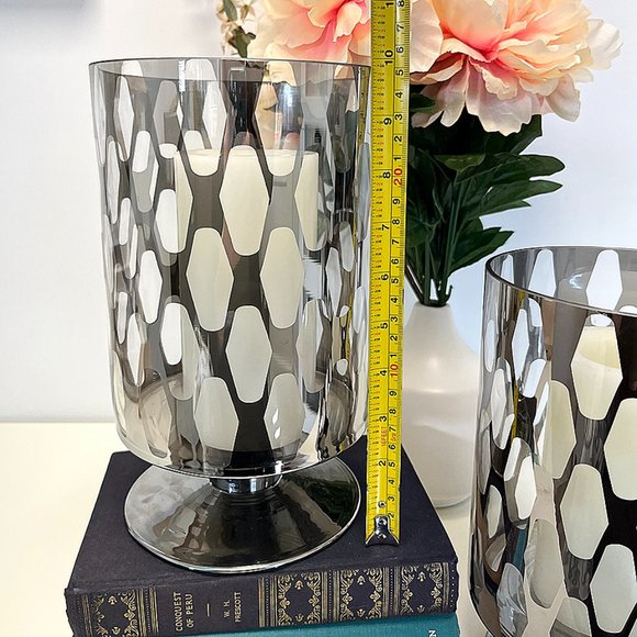 Chrome Honeycomb Hurricane Vases – Set of 2 Vases - Picture 5 of 6